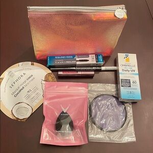 Iridescent Makeup Bag with Beauty Products Value at 75$